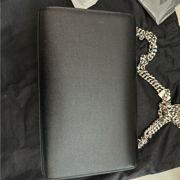 Saint Laurent Kate Shoulder Bag - Picture 3 of 8